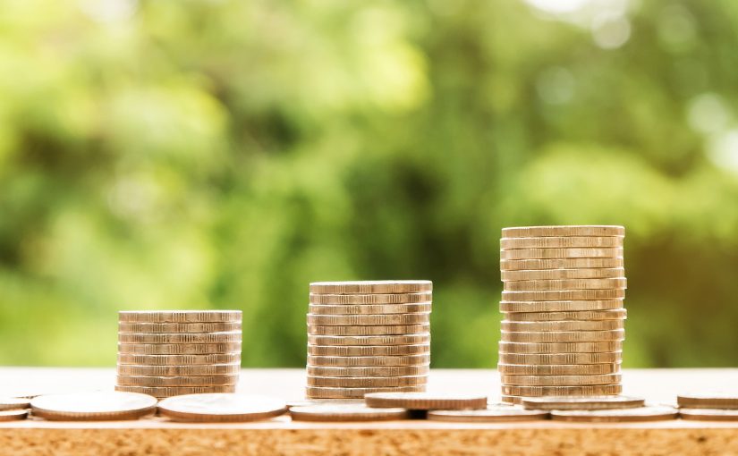 Är ett traditionellt företagslån eller checkkredit bäst för småföretagaren? Vi undersöker och recenserar